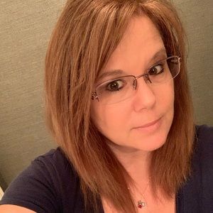 Meet your Posher, Shellie